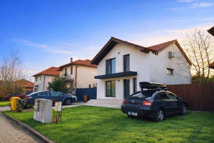 Casă cu 4 camere cu Teren 630 Mp în Central