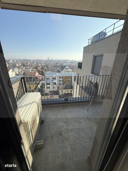 Apartament cu 2 camere, mobilat în Grivița
