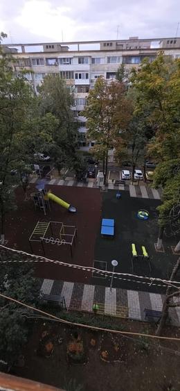 Apartament cu 2 camere decomandat în Giurgiului