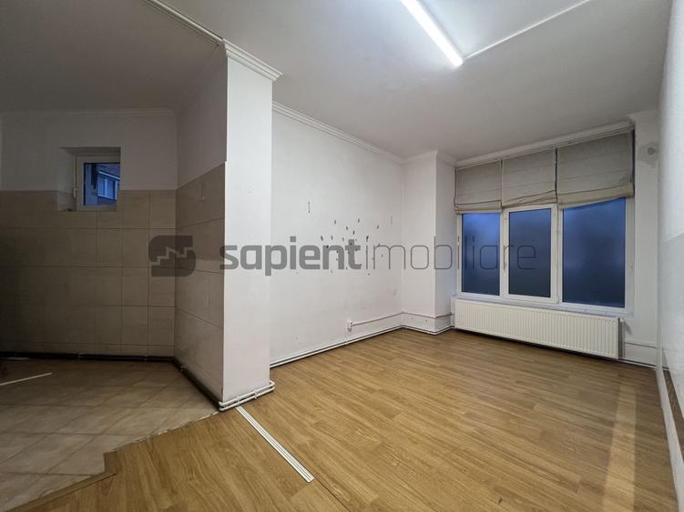 Spațiu comercial, de 230.57000732422 mp, în Cantemir