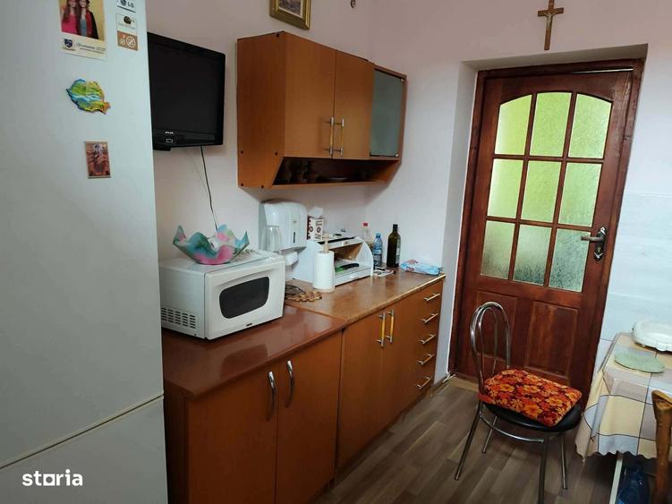 Garsonieră decomandată în Lunei