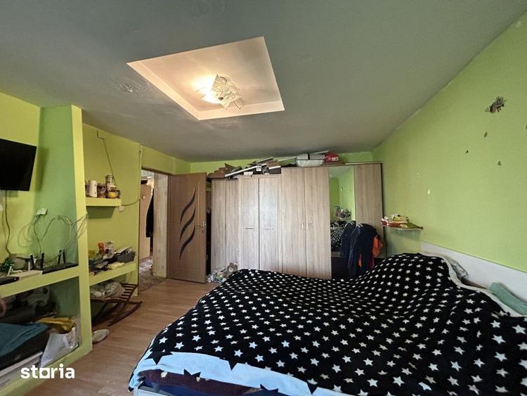 Apartament cu 4 camere decomandat în Steaua
