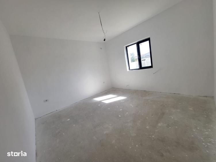 Casă cu 3 camere cu Teren 320 Mp în Central