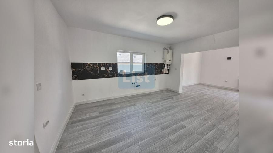 Casă cu 3 camere în Central