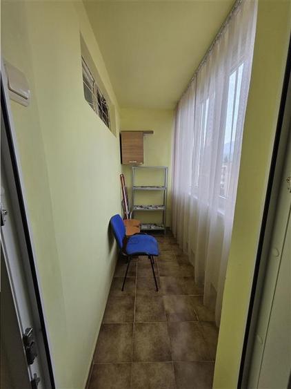 Apartament cu 2 camere decomandat, mobilat în Calea București