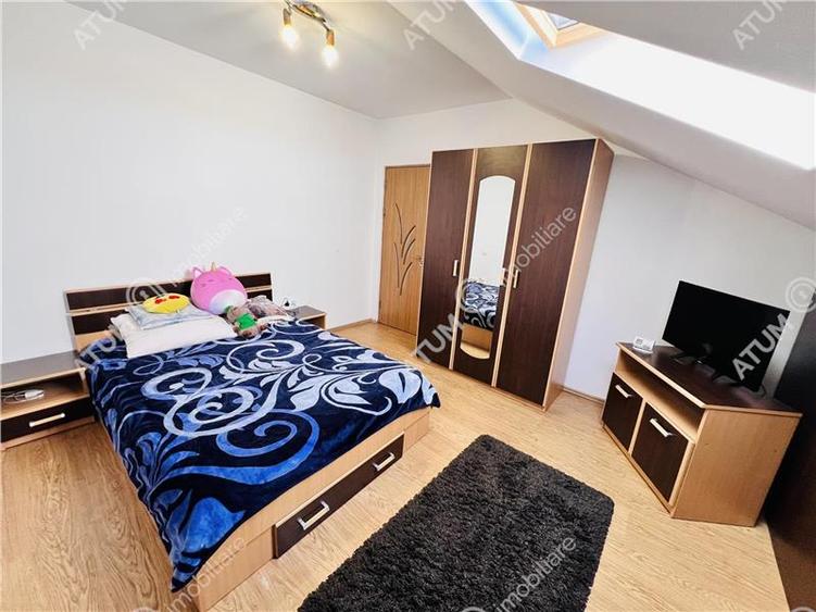 Apartament cu 3 camere semidecomandat, mobilat în Aeroport