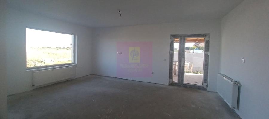 Sabareni, casa noua parter 137 mp, curte 400 mp - 3