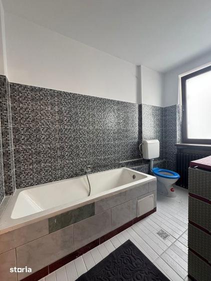 Apartament cu 2 camere, mobilat în Romană