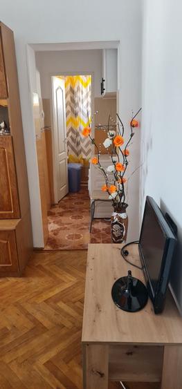 Apartament cu 2 camere semidecomandat în Petros