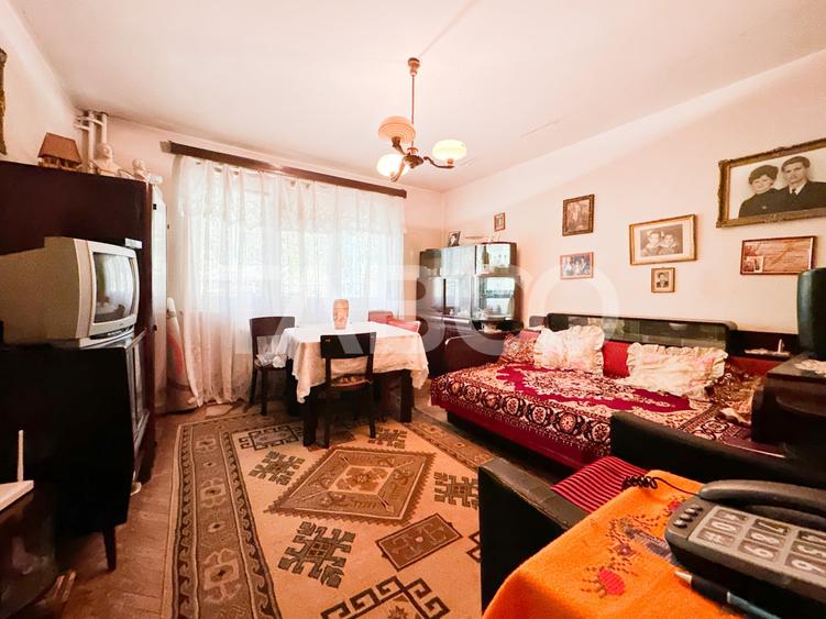 Apartament cu 3 camere decomandat, mobilat în Gheorgheni