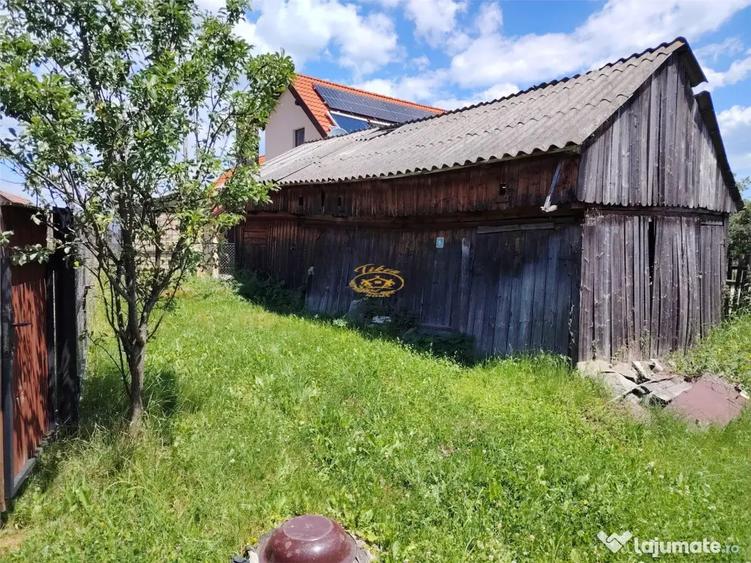 Casă cu 3 camere cu Teren 1215 Mp în Ditrău