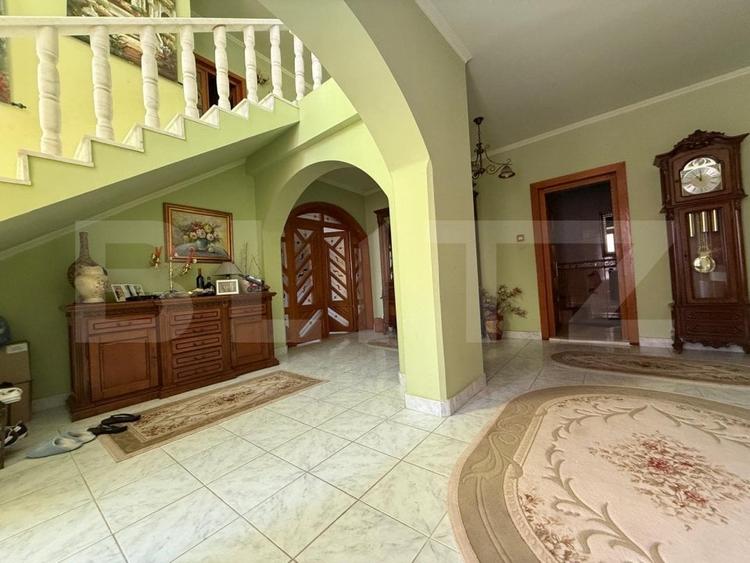 Casă individuală cu 10 camere cu Piscina în Iosefin