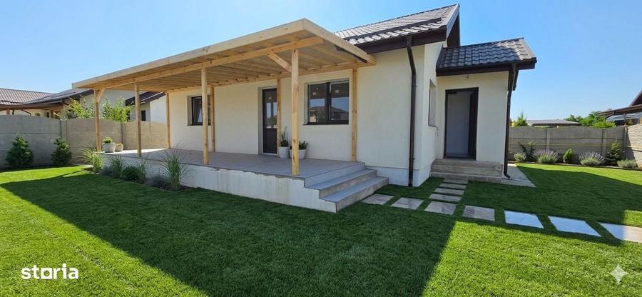 Casă cu 3 camere în Clinceni