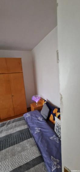 Apartament cu 3 camere decomandat în Precista