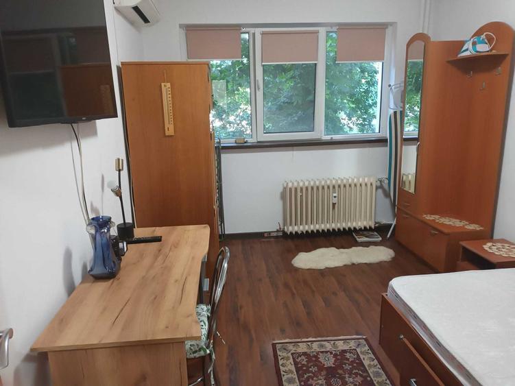 Garsonieră decomandată în Liviu Rebreanu