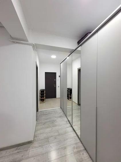 Apartament cu 2 camere semidecomandat, mobilat în Florești — fotografia 3