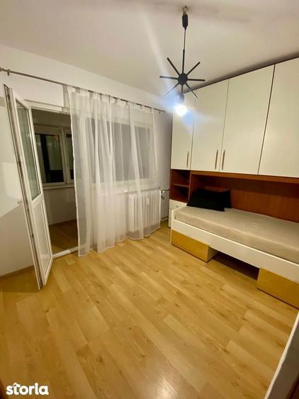 Apartament cu 2 camere decomandat în 1 Mai