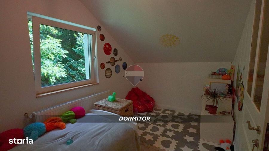 Casă cu 3 camere în Valea Borcutului