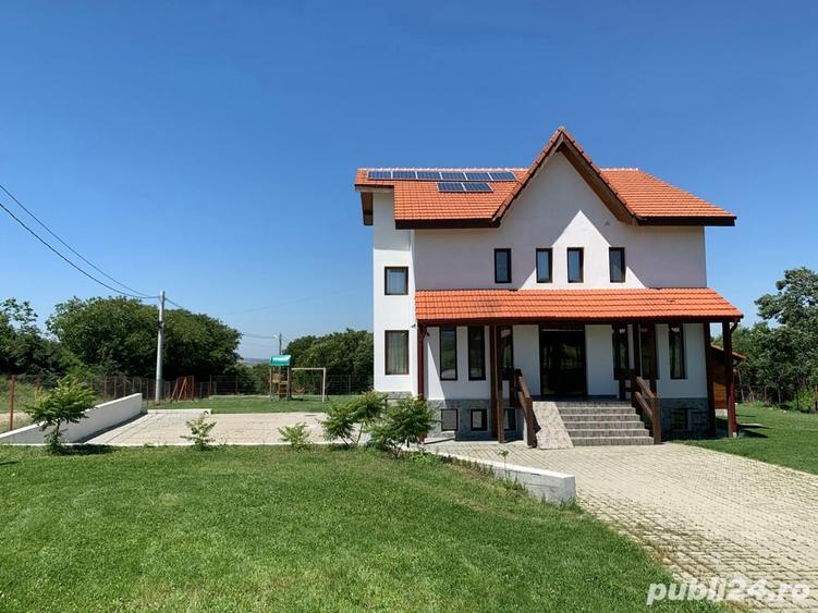 Spațiu comercial, de 450 mp, în Sasca Montană