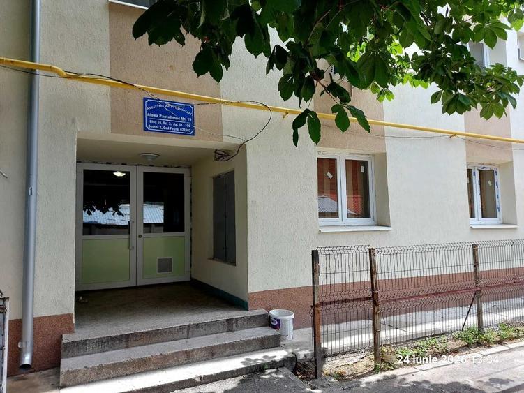 Garsonieră semidecomandată în Dobroești