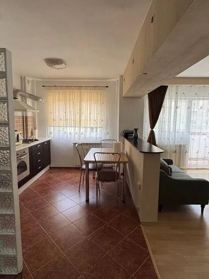 Apartament cu 2 camere semidecomandat în Brâncoveanu