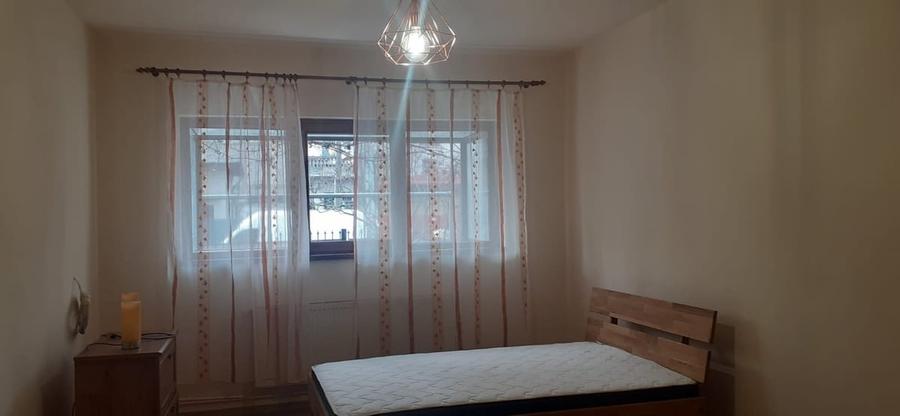 Casă cu 3 camere cu Teren 150 Mp în Central