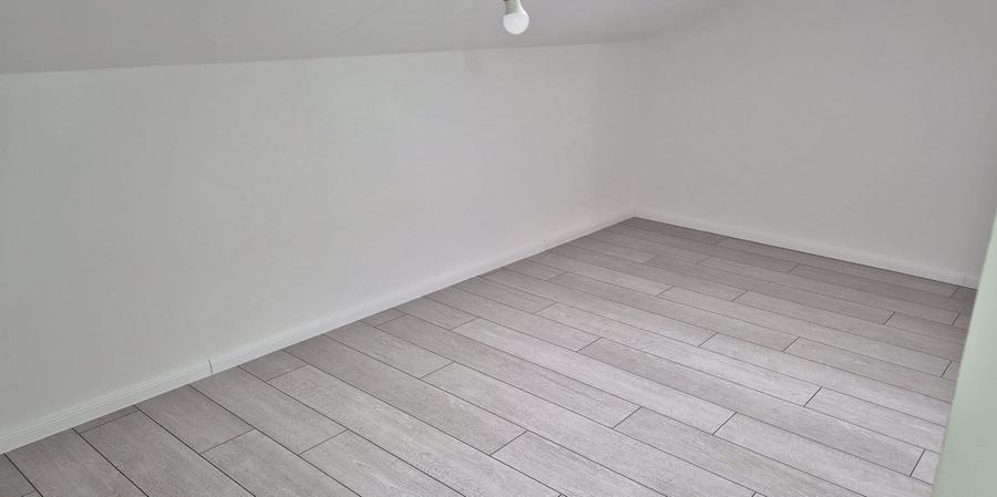 Casă cu 5 camere cu Canalizare în Bragadiru