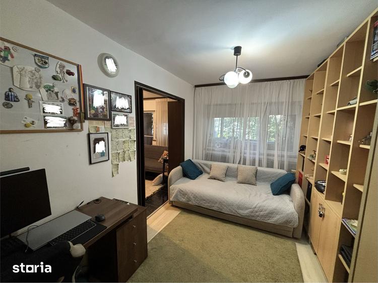 Apartament cu 4 camere în Militari