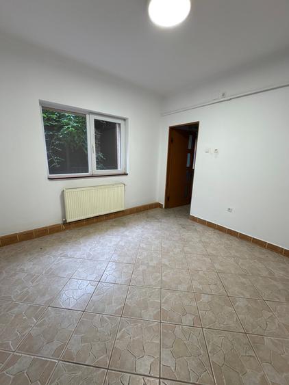 Birou, de 285 mp, în Giulești