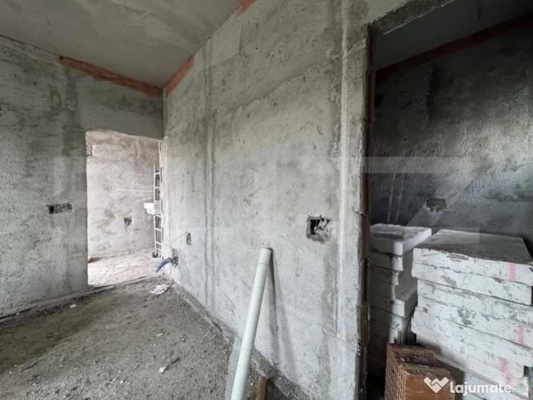 Casă cu 4 camere cu Teren 390 Mp în Central