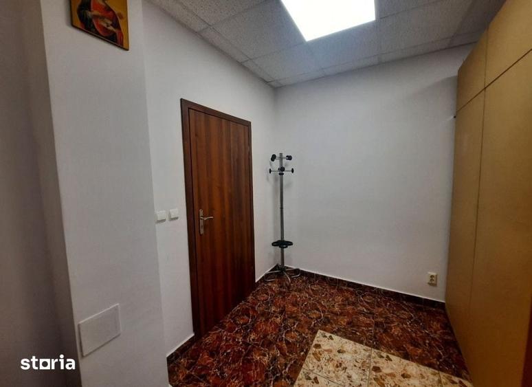 Spațiu comercial, de 38 mp, în Central