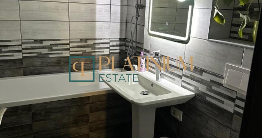 Apartament cu 3 camere decomandat, mobilat în Lunei