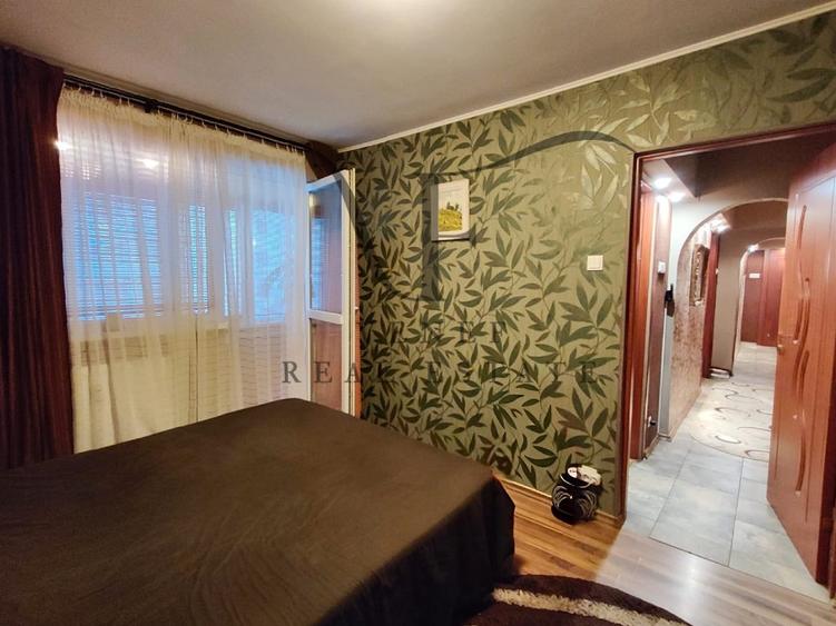 Apartament cu 3 camere decomandat în Obor