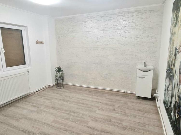 Spațiu comercial, de 75 mp, în Aeroport