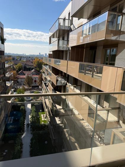 Apartament cu 3 camere decomandat în Iancu Nicolae