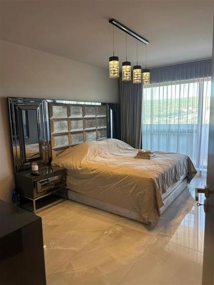 Apartament cu 2 camere semidecomandat, mobilat în Zorilor