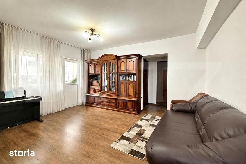 Apartament cu 3 camere semidecomandat, mobilat în Burdujeni