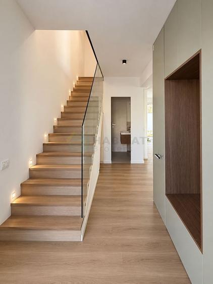 Duplex cu 4 camere cu Canalizare în Tunari