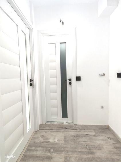 Apartament cu 3 camere semidecomandat în Găvana