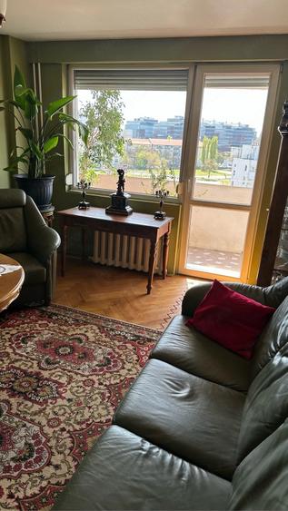 Apartament cu 3 camere decomandat, mobilat în Circumvalațiunii