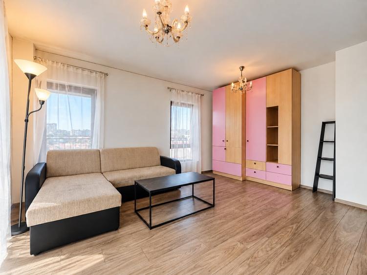 Apartament cu 2 camere decomandat, mobilat în Central