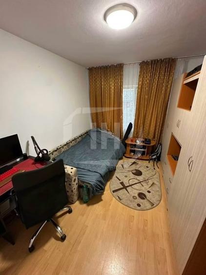 Apartament cu 3 camere decomandat, mobilat în Între Lacuri