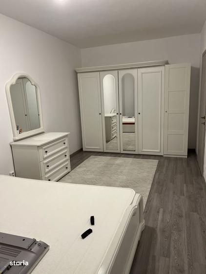 Apartament cu 3 camere, mobilat în Central