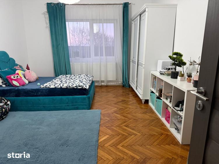 Casa de Vanzare la Cheie in Orasul Ineu Jud Arad, Teren 1439 mp. - 16