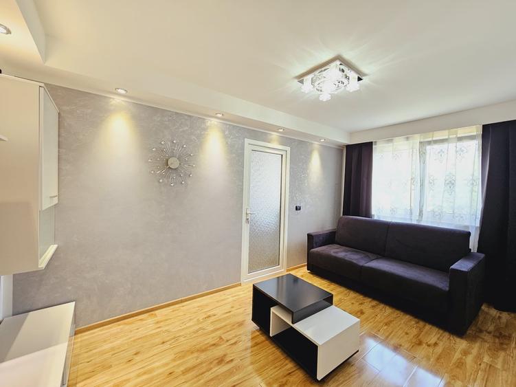 Apartament cu 2 camere semidecomandat în Micro 40