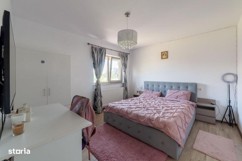 Casă cu 3 camere în Smeura