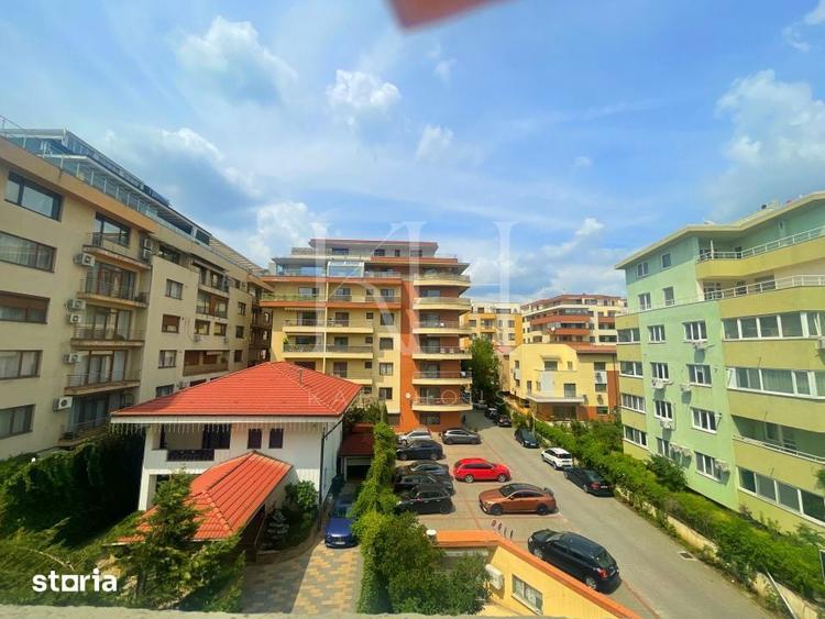 Apartament cu 4 camere în Herăstrău