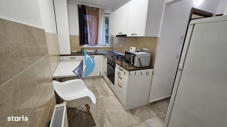 Apartament cu 2 camere decomandat în Cornișa