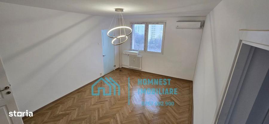 Apartament cu 3 camere semidecomandat în Titan