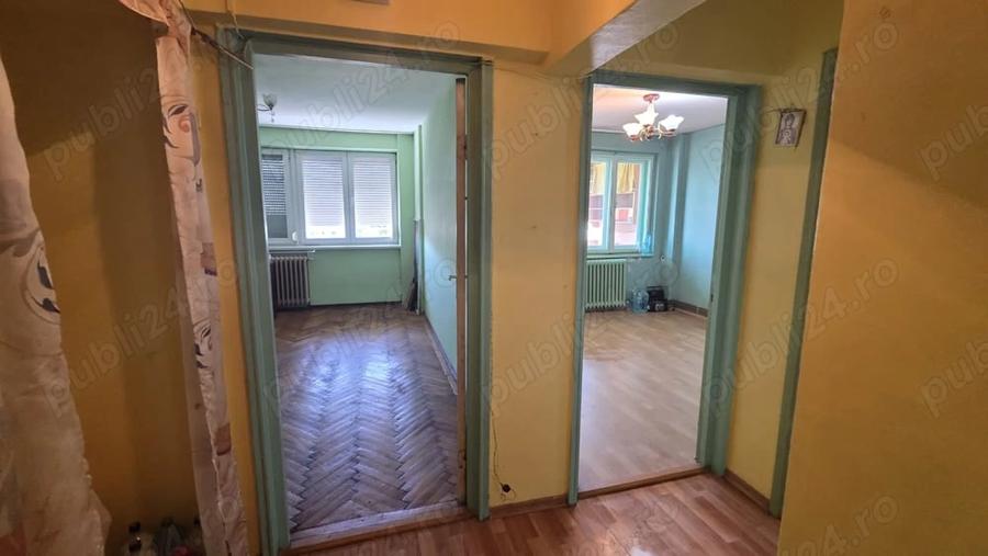 Apartament cu 2 camere decomandat în Gojdu